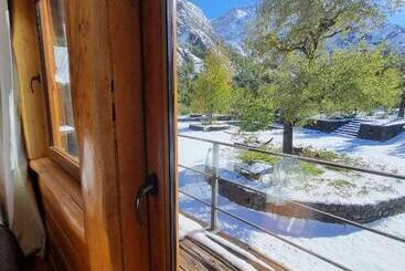 هتل Rocanegra Mountain Lodge