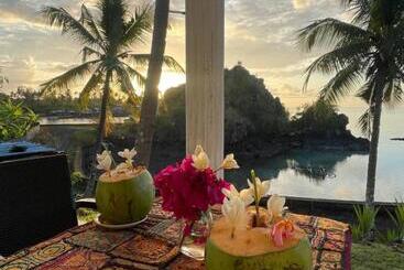 تختخواب و صبحانه Salama Eco Lodge And Hostel
