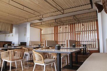 Eurobuilding Hotel & Suites Lecheria