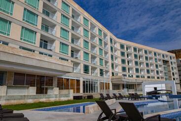 Eurobuilding Hotel & Suites Lecheria