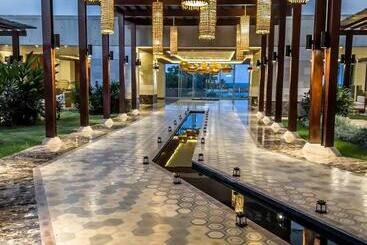 Eurobuilding Hotel & Suites Lecheria