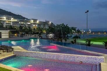 Eurobuilding Hotel & Suites Lecheria
