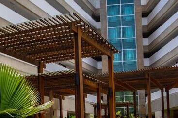 Eurobuilding Hotel & Suites Lecheria
