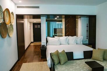 Eurobuilding Hotel & Suites Lecheria