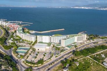 Eurobuilding Hotel & Suites Lecheria