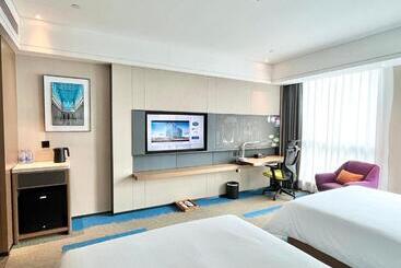 هتل Hampton By Hilton Dongguan Central Plaza