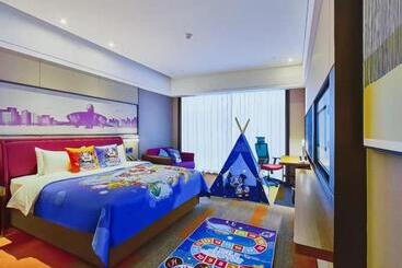 هتل Hampton By Hilton Dongguan Central Plaza