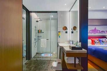 בית מלון כפרי Hampton By Hilton Dongguan Central Plaza