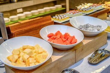 هتل Hampton By Hilton Dongguan Central Plaza