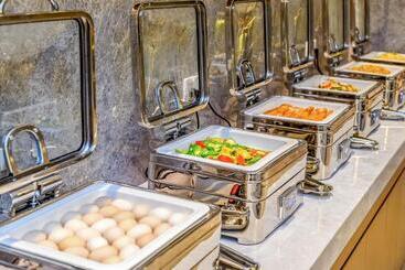 هتل Hampton By Hilton Dongguan Central Plaza