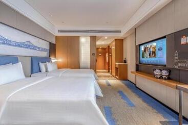 هتل Hampton By Hilton Dongguan Central Plaza