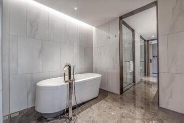 هتل Hampton By Hilton Dongguan Central Plaza