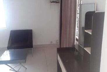 هتل Hôtel La Grillade