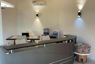 هتل Hôtel La Grillade