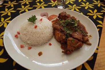 هتل Hôtel La Grillade