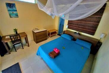 هتل Moheli Laka Lodge
