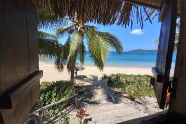 هتل Moheli Laka Lodge