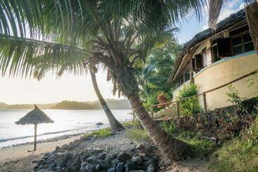 هتل Moheli Laka Lodge