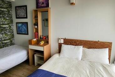 בית מלון כפרי Sometimes Jeju