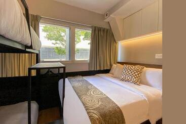 هتل St Signature Bugis Beach, Short Overnight, 8 Hours, 11pm 7am