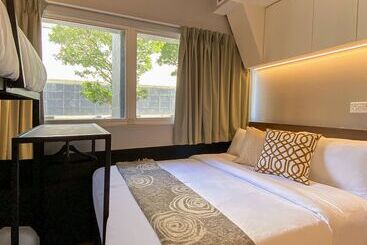 هتل St Signature Bugis Beach, Short Overnight, 8 Hours, 11pm 7am