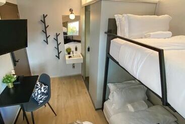 هتل St Signature Bugis Beach, Short Overnight, 8 Hours, 11pm 7am