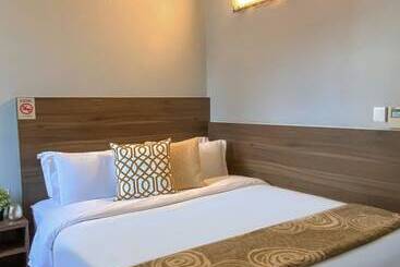 هتل St Signature Bugis Beach, Short Overnight, 8 Hours, 11pm 7am