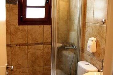 هتل Villa Irini