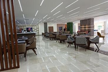 Juniotel Hotel Boutique