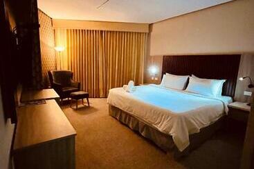 Juniotel Hotel Boutique