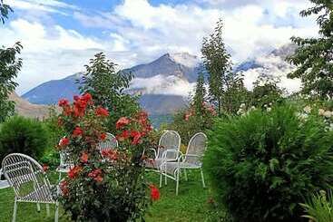 پانسیون Bhuribake Guest House Hunza
