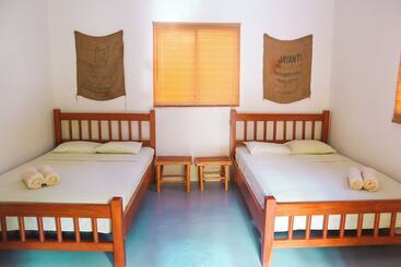 پانسیون El Ranchito Surfcamp