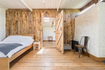 Cozy Studio At Crackstone Barns In Minchinhampton
