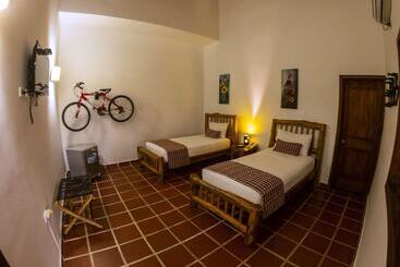 هتل Brisas La Gaviota Mariquita Tolima