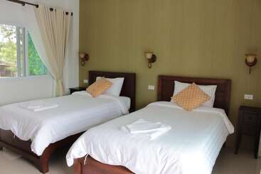 هتل Moei Manee Resort