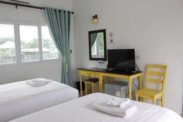 هتل Moei Manee Resort