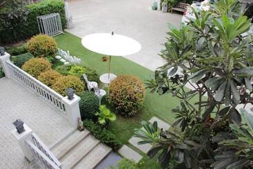 هتل Moei Manee Resort