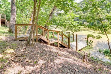 Lakefront Cabin < 3 Mi To Dtwn Eureka Springs!