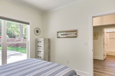 별장 Lakefront Mccormick Retreat W/ Patio & Pool Access