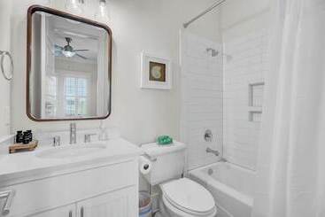 Blue Heron Manor By Avantstay Ocean View + Saltwater Pool