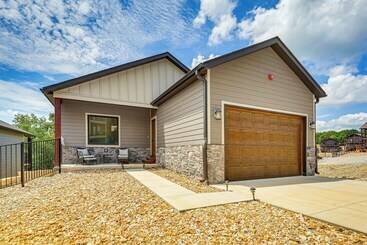 Branson Cabin W/ Pool Access & Private Boat Slip!