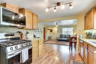 Coeur D Alene Cottage ~ 1 Mi To Downtown!