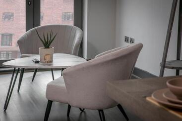 Dockside Aparthotel, Best Western Signature Collection