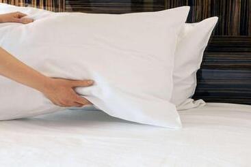 Dockside Aparthotel, Best Western Signature Collection