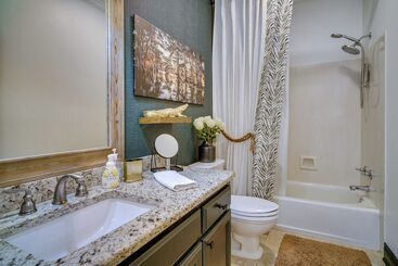 Elegant Baton Rouge Home W/ Yard ~ 3 Mi To Lsu!