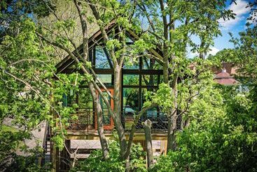酒店 Fairway Treehouses