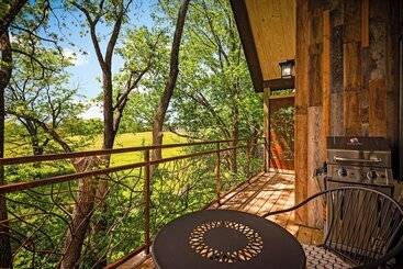 酒店 Fairway Treehouses