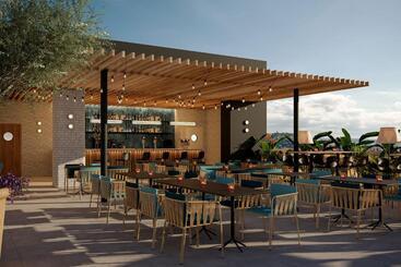 هتل Four Points By Sheraton Barcelona Airport
