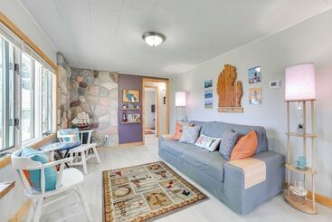 Houghton Lake Cottage W/ Patio: Walk To Waterfront