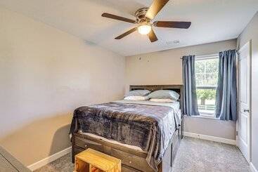 بيت ريفى Milford Home W/ Private Pool: 12 Mi To Beaches!